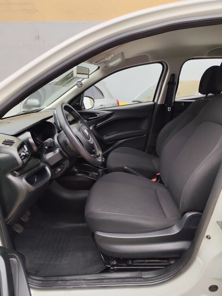 WhatsApp Image 2025-10-02 at 09.36.55 (1)