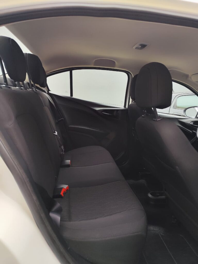 WhatsApp Image 2025-10-02 at 09.36.55 (2)